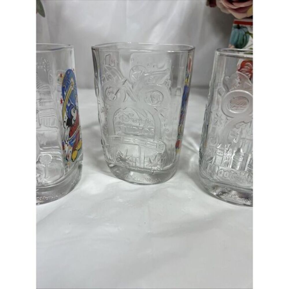 Walt Disney World 2000 McDonald's Celebration Mickey Mouse 3 Square Glasses. - Picture 7 of 13